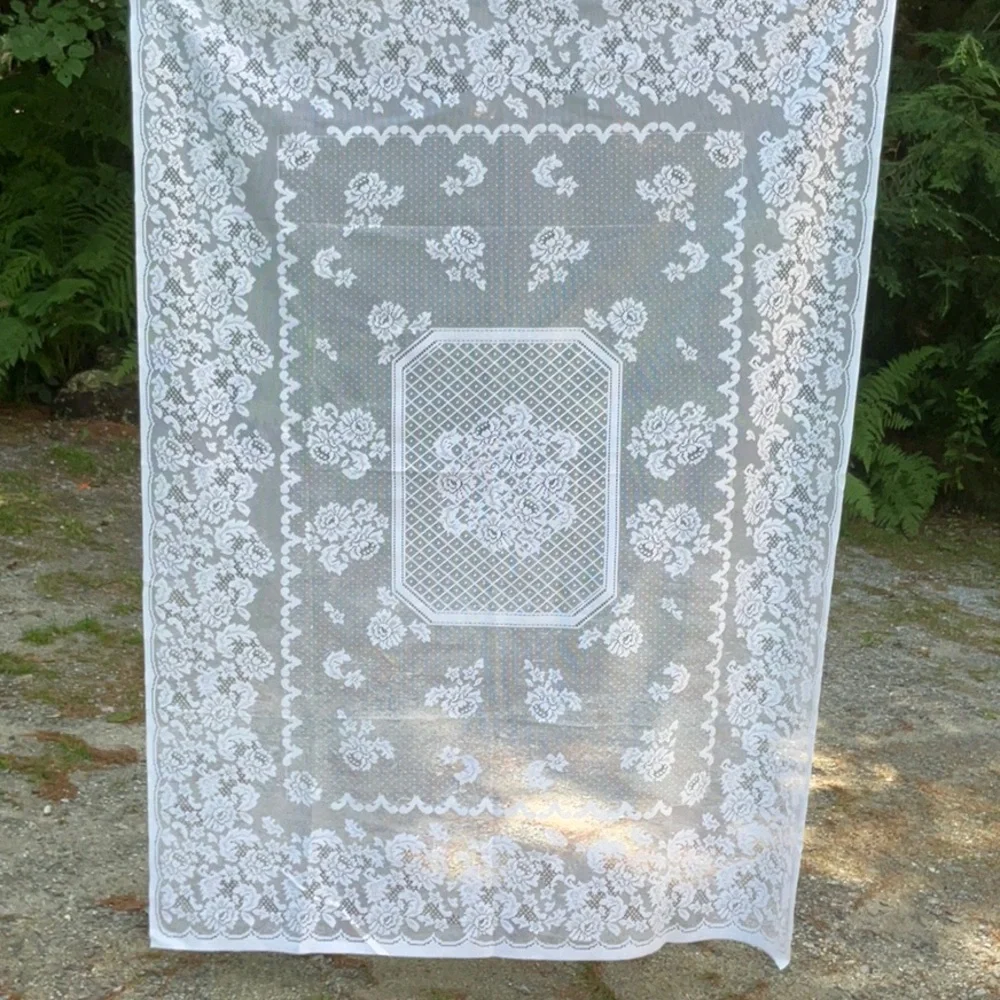 Vintage White Floral Lace Tablecloth - Rectangular 52x70 - Romantic Cottagecore